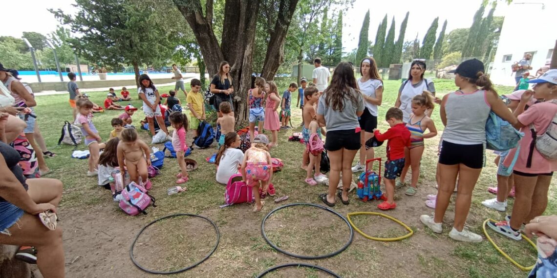 Comenzó su actividad la Escuela de Verano en el distrito (Videos)