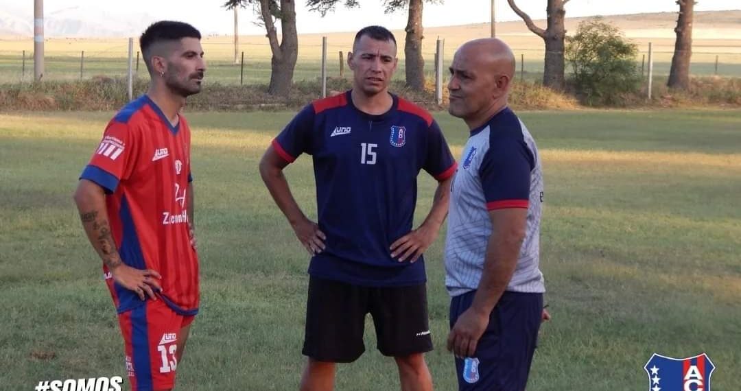 Automoto dio inicio a la temporada 2024 en futbol masculino y femenino