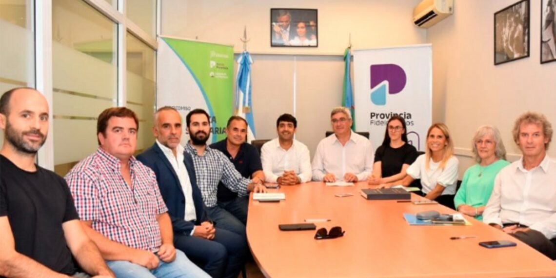 La CELT. recibió un crédito para continuar con la ampliación del servicio de fibra óptica