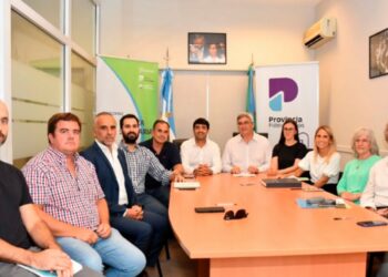 La CELT. recibió un crédito para continuar con la ampliación del servicio de fibra óptica