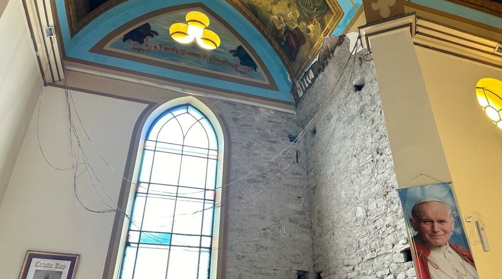 Importantes destrozos en la Iglesia Santa Rosa de Lima