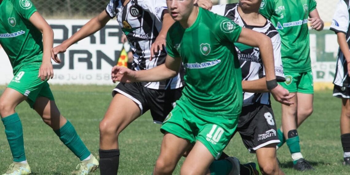 Unión recibió la visita de Blanco y Negro A