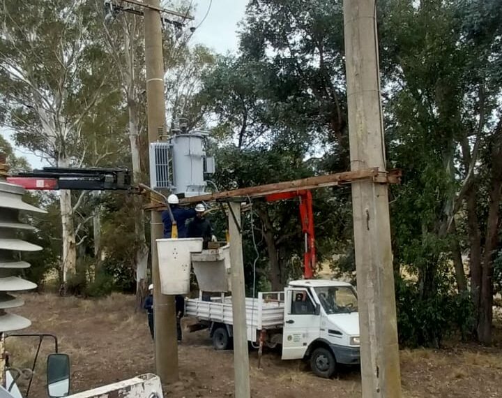 CELT: Continúan las mejoras del servicio eléctrico en la zona serrana