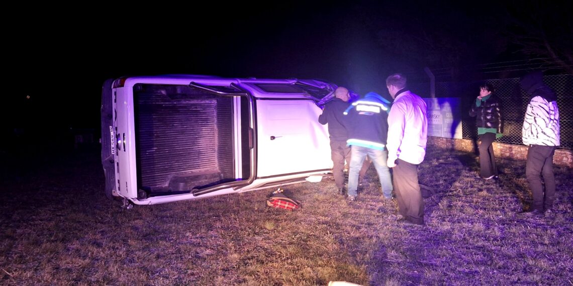 Vuelco de una camioneta durante la madrugada del domingo en la RP 76