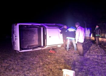 Vuelco de una camioneta durante la madrugada del domingo en la RP 76