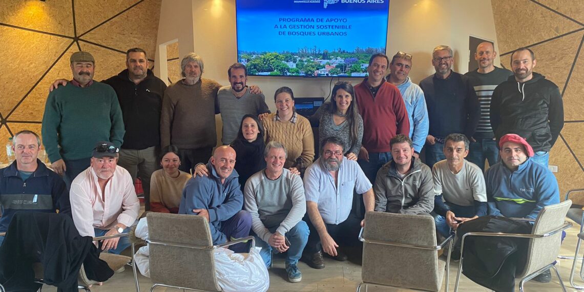 Tornquist fue sede de una capacitación sobre criterios de manejo y poda en bosques urbanos