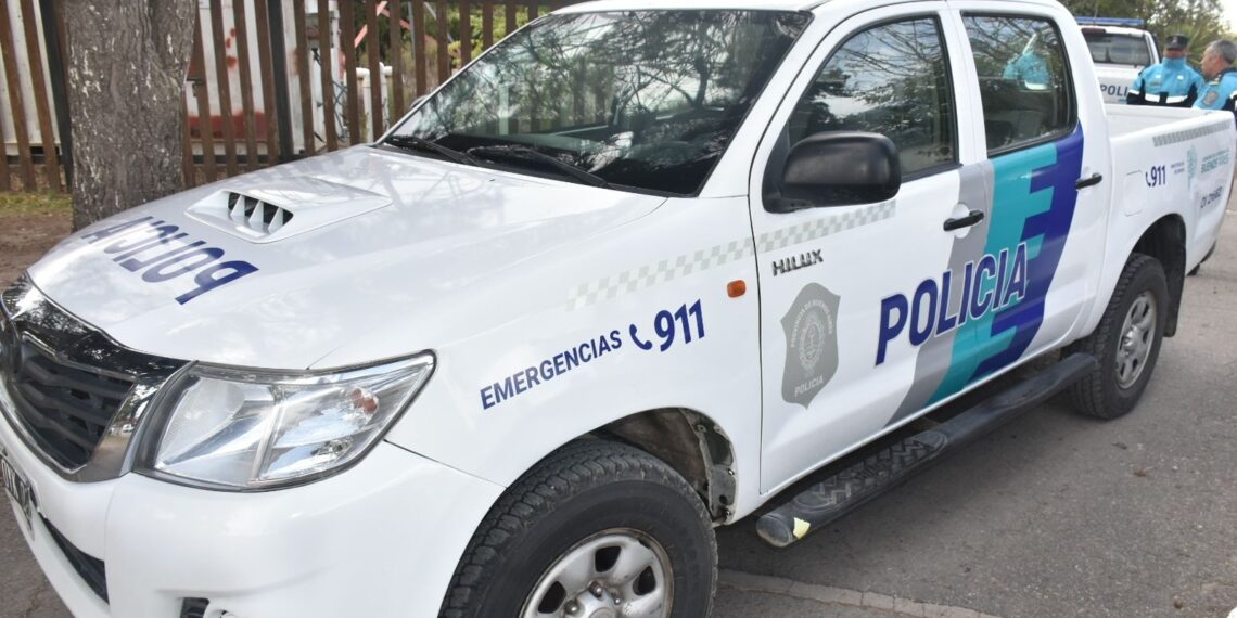 Bordoni entregó un móvil policial para Sierra de la Ventana