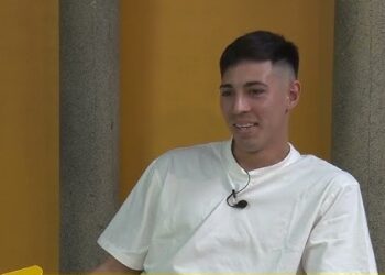 “Tuve que dejar muchas cosas de lado para poder disfrutar de este presente en el fútbol” (Videos)