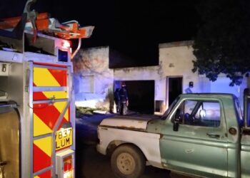 Incendio de estructura en una vivienda ubicada en calle Brown al 700 (Video)