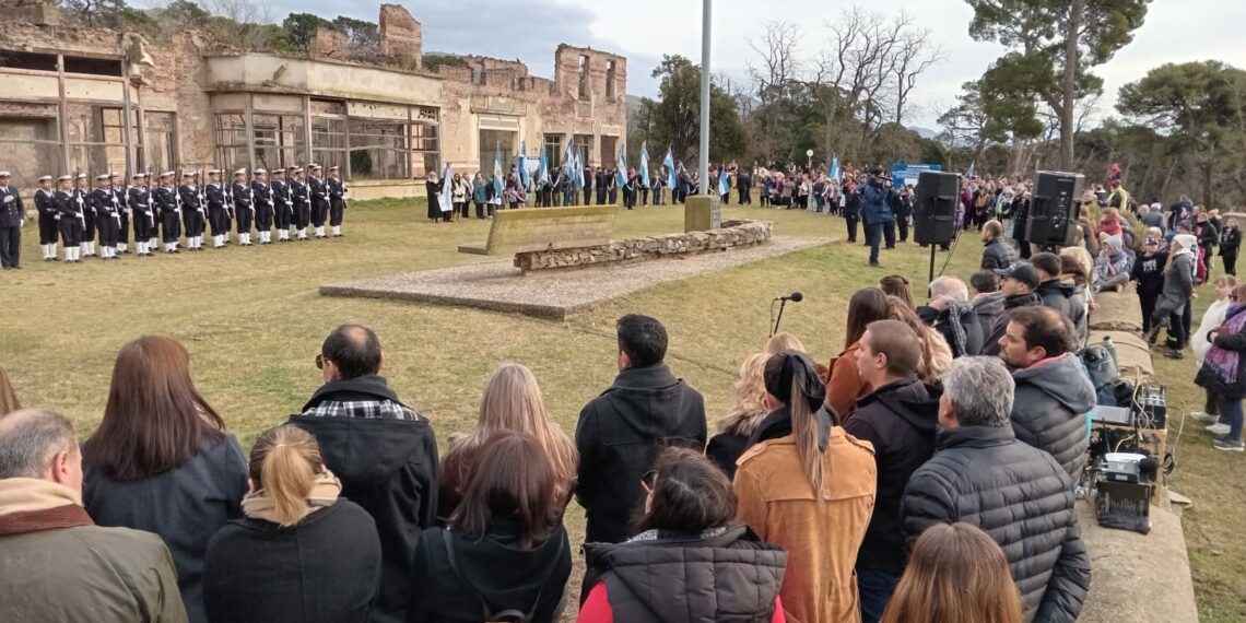 El Día de la Bandera se celebró en el predio del Ex-Club Hotel (Videos y Fotos)