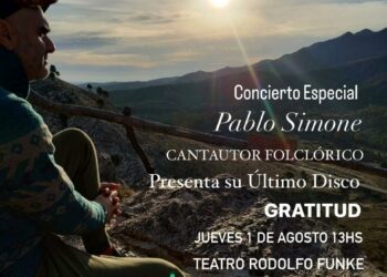 El cantautor Pablo Simone se presenta en el teatro con entrada libre y gratuita