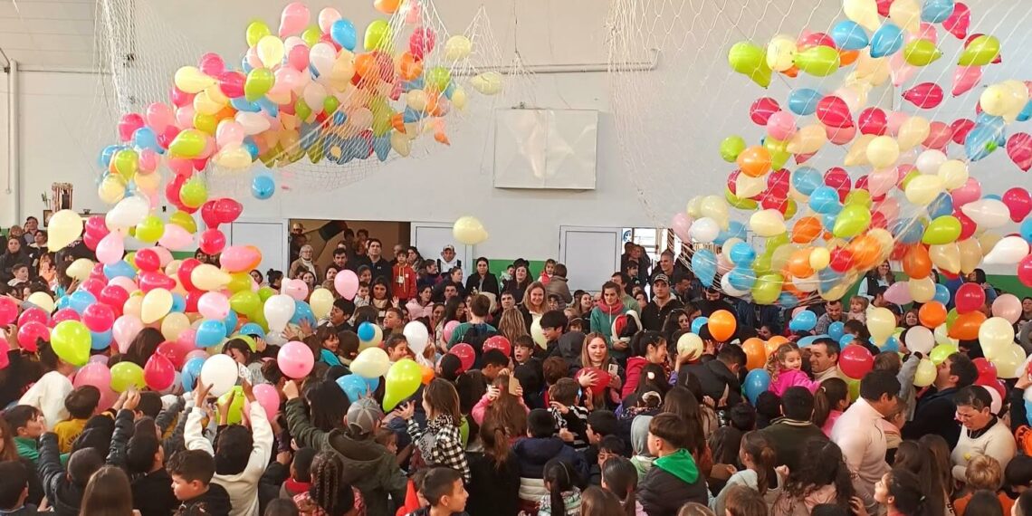 Imponente marco en el 24º Festival Regional Unión del Niño (videos y notas)