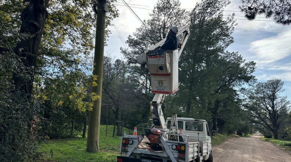 Otra importante inversión de la CELT. para continuar mejorando el servicio eléctrico