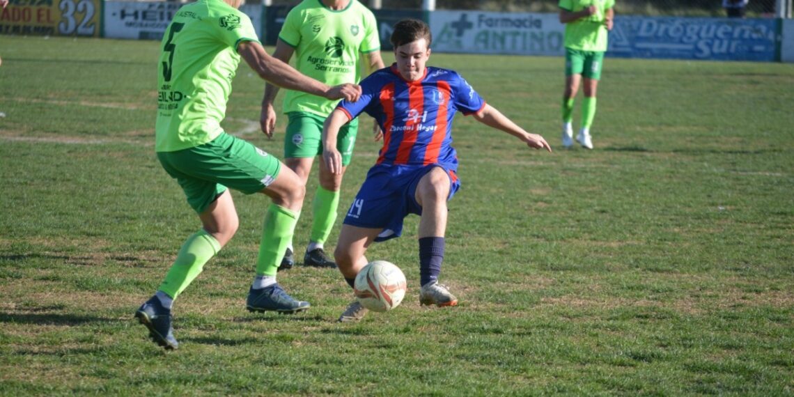 LRF: Unión y Automoto empataron en un nuevo clásico de la ciudad