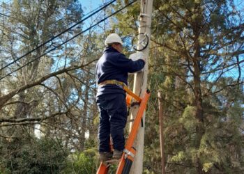 La CELT. culminó con la instalación de la red de Fibra Optica en Villa Ventana