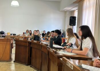 Se reunió el Parlamento Juvenil del Mercosur  del distrito de Tornquist