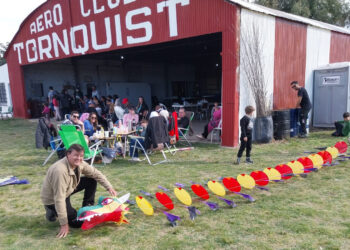 Exitosa Barrileteada en el Aero Club de Tornquist (video)