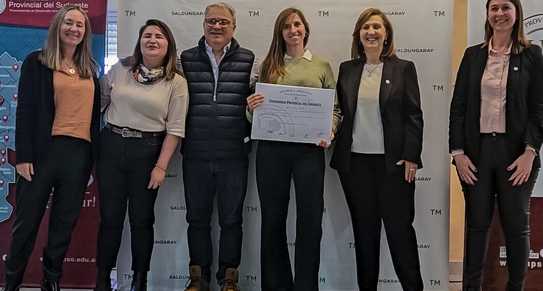 Bordoni entregó diplomas a los 22 nuevos graduados en el distrito