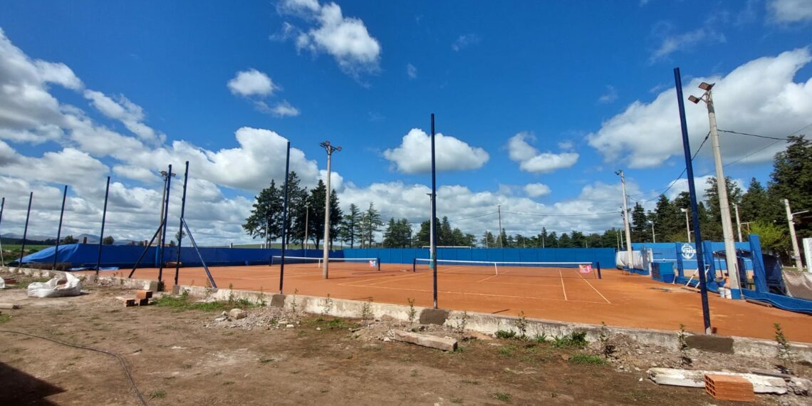 El buen momento del tenis en Tornquist y la invitación para el evento programado para el 26 de octubre (entrevista y fotos)