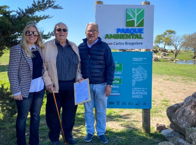 El Parque Ambiental ya lleva el nombre de Juan Carlos Brugniere (FOTOS Y VIDEOS)
