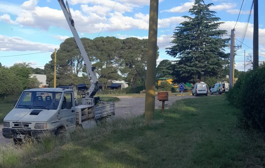 CELT. Informa: Corte de fibra óptica en Villa Ventana