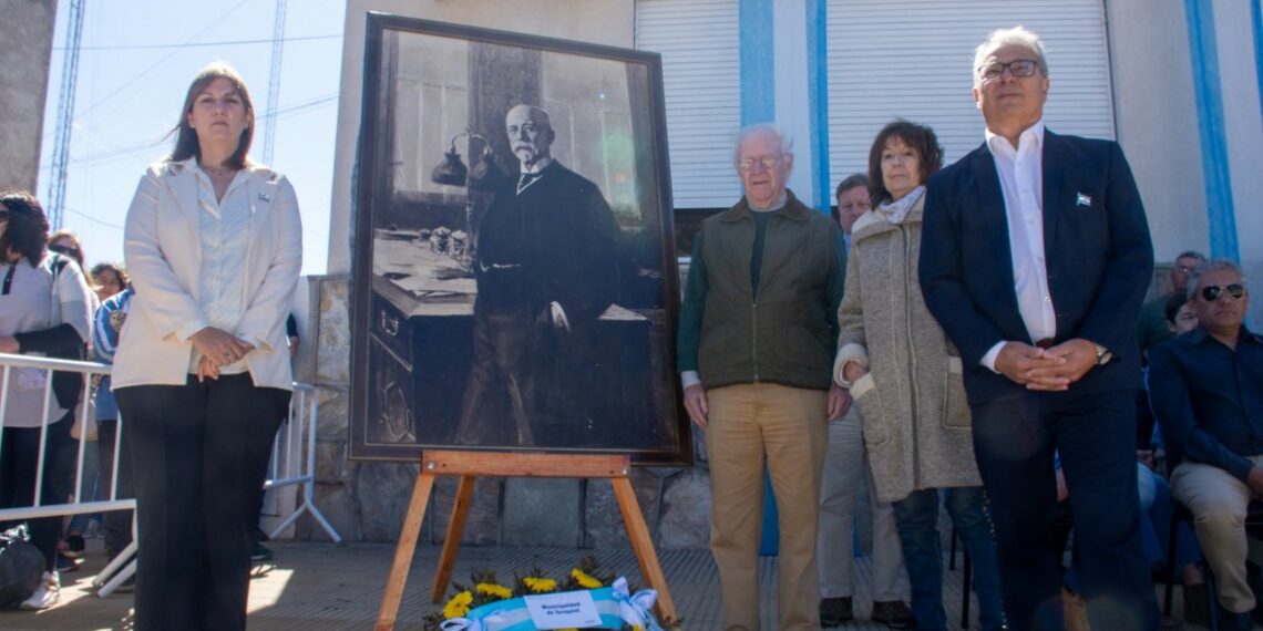 Con un imponente acto y desfile, Tornquist celebró el 114° aniversario del Cambio de Nombre del Distrito