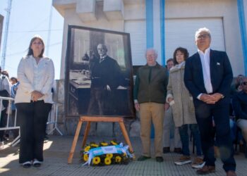 Con un imponente acto y desfile, Tornquist celebró el 114° aniversario del Cambio de Nombre del Distrito