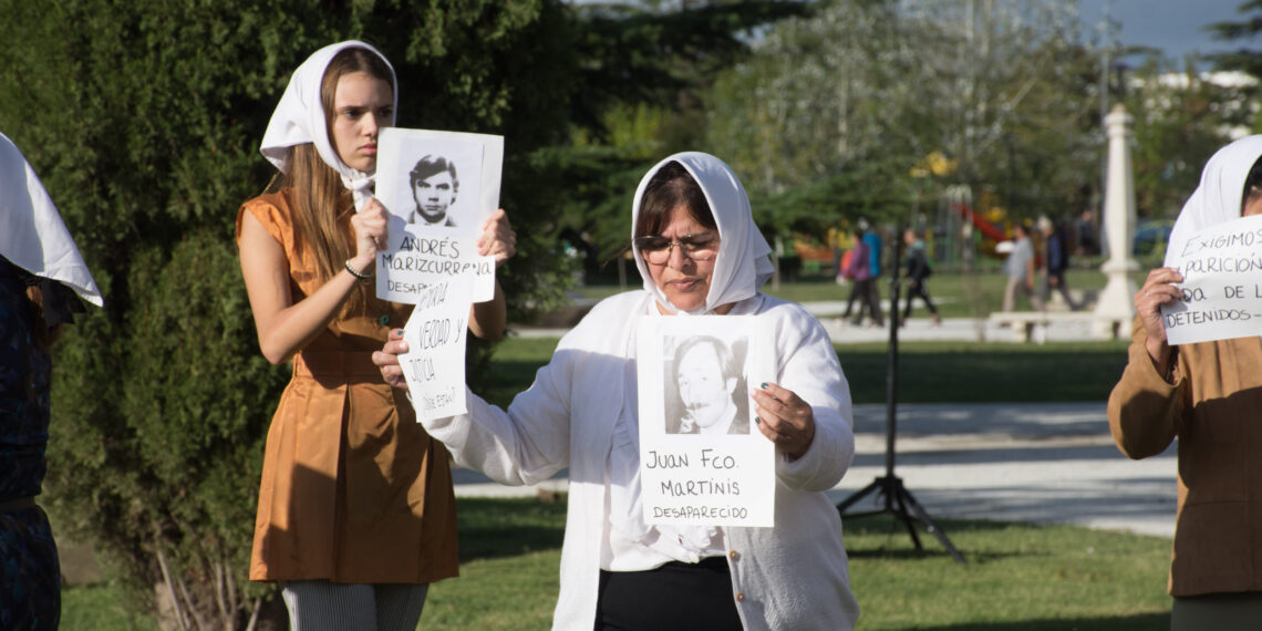 Memoria, Verdad y Justicia: Tornquist honró a las víctimas de la última dictadura militar (fotos y videos)