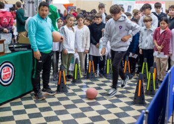 Acompañada por el intendente comenzó la Expo Deportiva y Cultural en Tornquist
