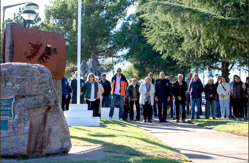 Tornquist conmemoró a los Veteranos y los Caídos en la Guerra de Malvinas