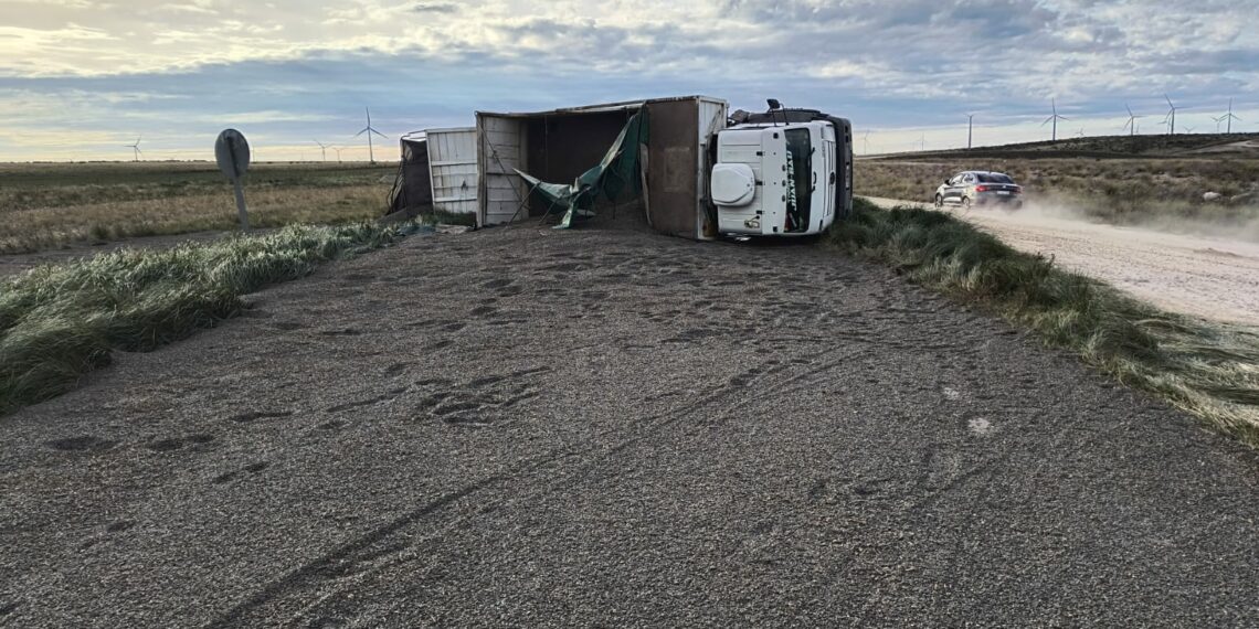Por un accidente ocurrido en el km. 40 se encuentra habilitado un solo carril de la Ruta 33