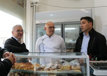 Sergio Bordoni visitó cooperativas del distrito junto a autoridades del IPAC