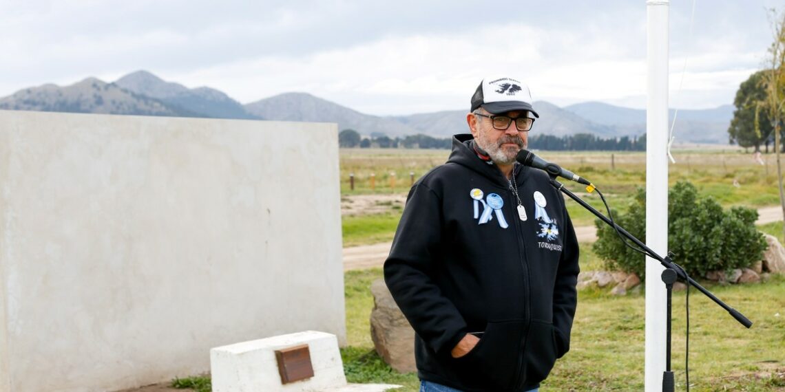 Se conmemoró el Día de la Máxima Resistencia en Malvinas (videos y fotos)