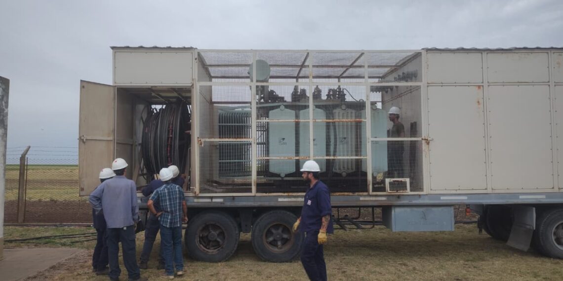 Arribó el transformador móvil y estiman que el corte se realizará alrededor de las 21 hs