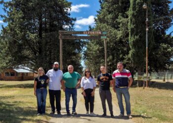 El municipio firmó la concesión del Parque ‘Omar Cleppe’ de Saldungaray
