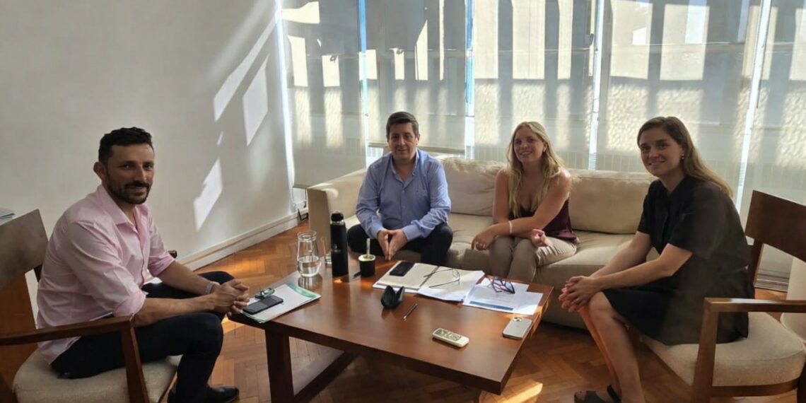 Estefania Bordoni se reunió con funcionarios provinciales para avanzar en obras hídricas y de infraestructura