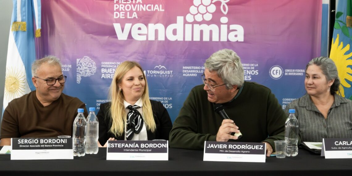 Productores y bodegas, protagonistas en la apertura de la 11° Fiesta Provincial de la Vendimia en Saldungaray