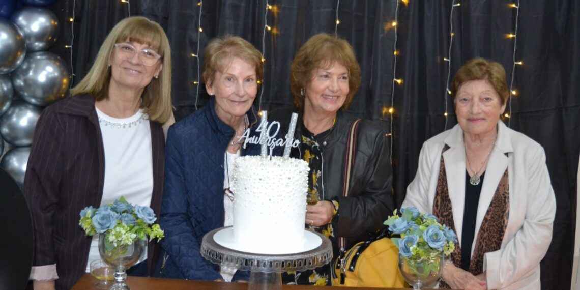 El Instituto Superior Nº 162 celebró sus 40 años de historia en Tornquist