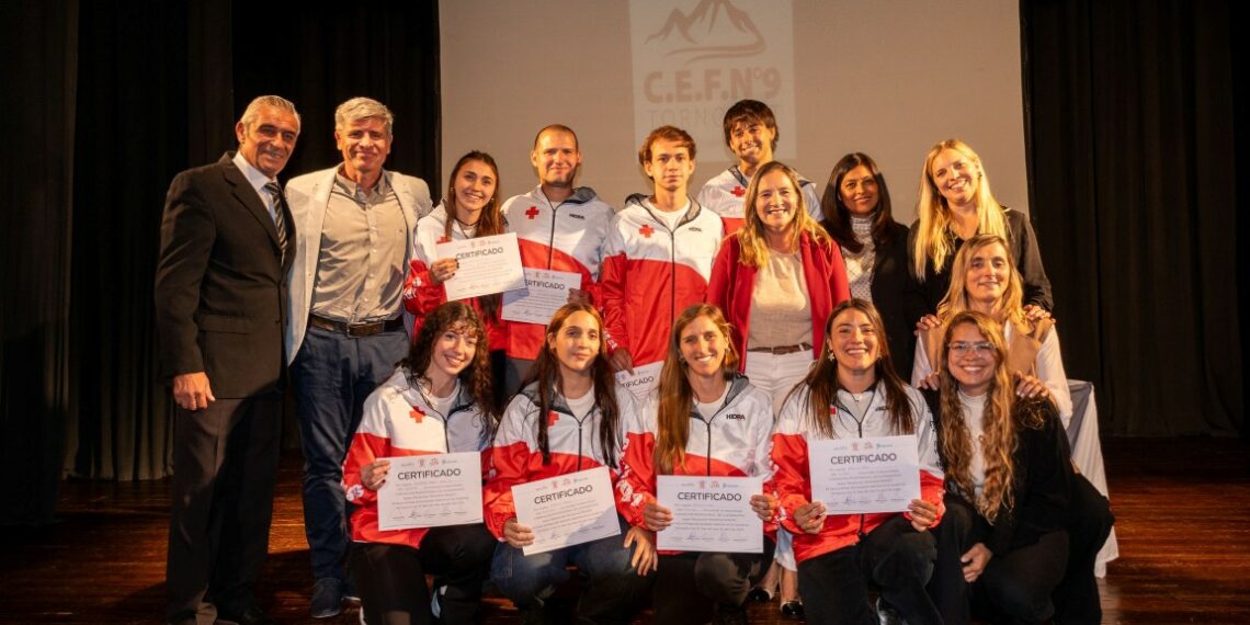 Tornquist celebró a los primeros egresados de la Escuela de Guardavidas