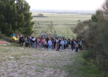 Se realizó el Vía Crucis en el Calvario de Tornquist (Fotos)