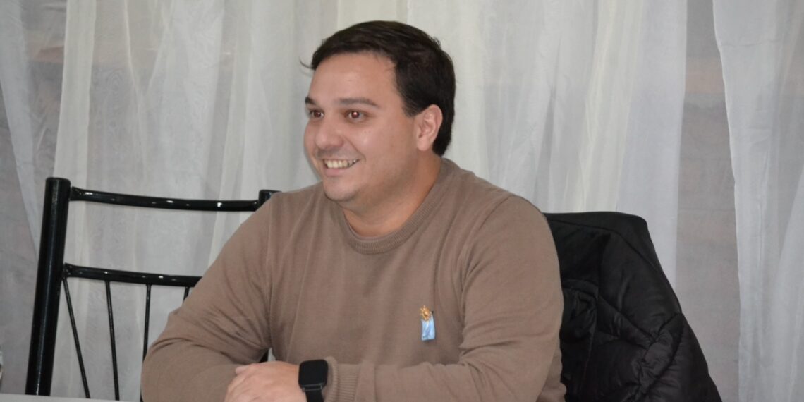 Branko de Sabarte sigue presidiendo el Club Uniòn
