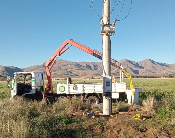La Cooperativa Eléctrica incorporó tecnología inteligente para mejorar el servicio en la zona serrana